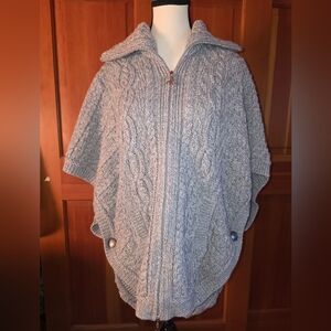 Aran Crafts Sweater, Light Gray Full Zip 100% merino wool, XS Poncho